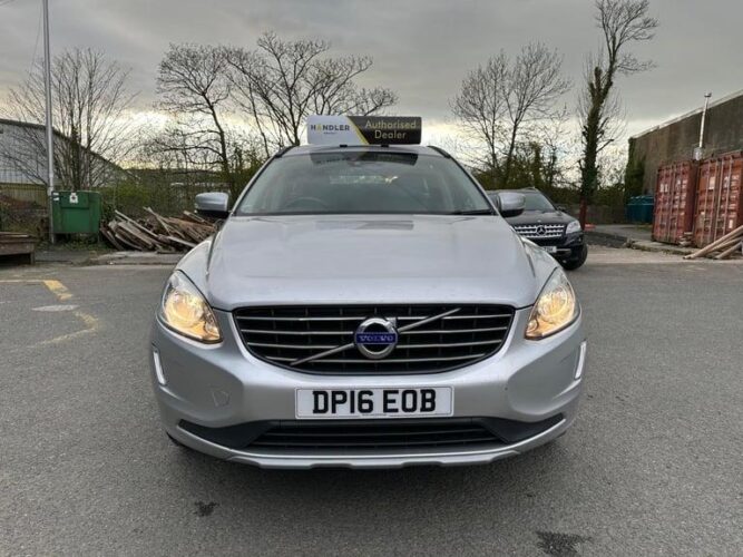 2015 Volvo V40 Cross Country 2.0 D2 Lux Auto Euro 6 (s/s) 5dr HATCHBACK Diesel A