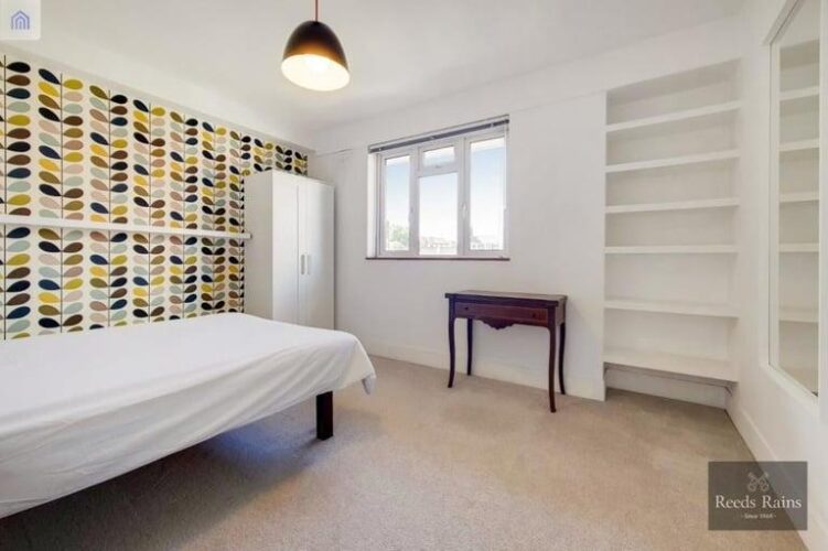 700 per month Double Bedroom For Single Person Near Brunel & Uxbridge UB8 2DQ