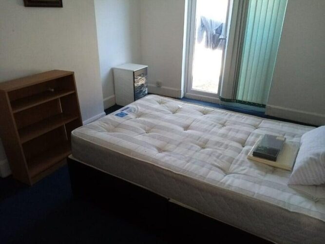 DOUBLE ROOM in WHITEHALL ROAD B21ALL DSS ACCEPTEDSEE DESCRIPTION