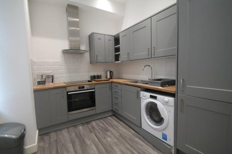 12 Flat 1 Garland Place