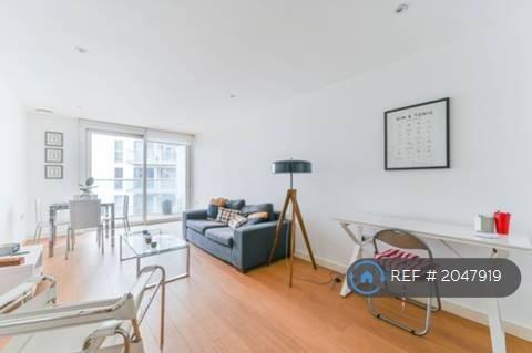 2 bedroom flat in Embankment Gardens, London, SW3 (2 bed) (#2060989)
