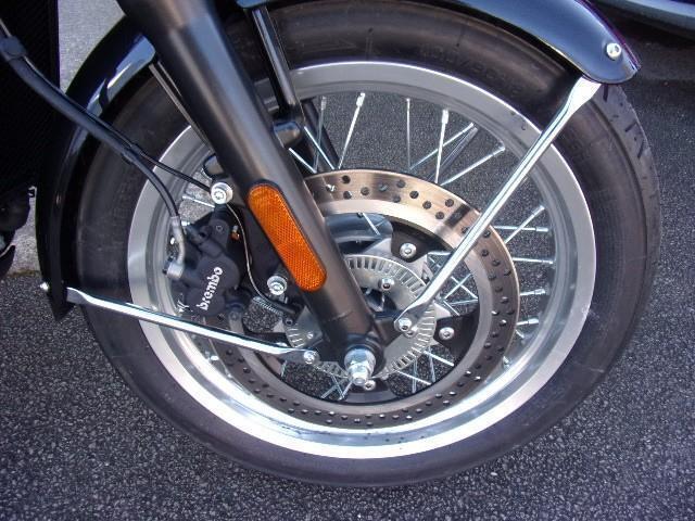 BSA Goldstar Midnight Black 2024