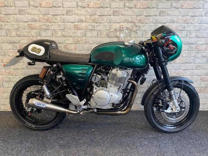 Herald Motor Company Cafe, sm125-25b. 2019. 124 (cc)