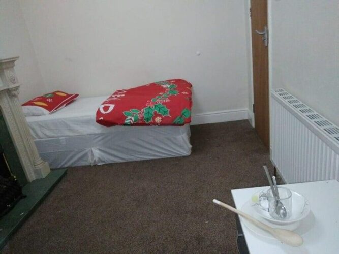 DOUBLE ROOM in GROVE ROAD B11ALL DSS ACCEPTEDSEE DESCRIPTION