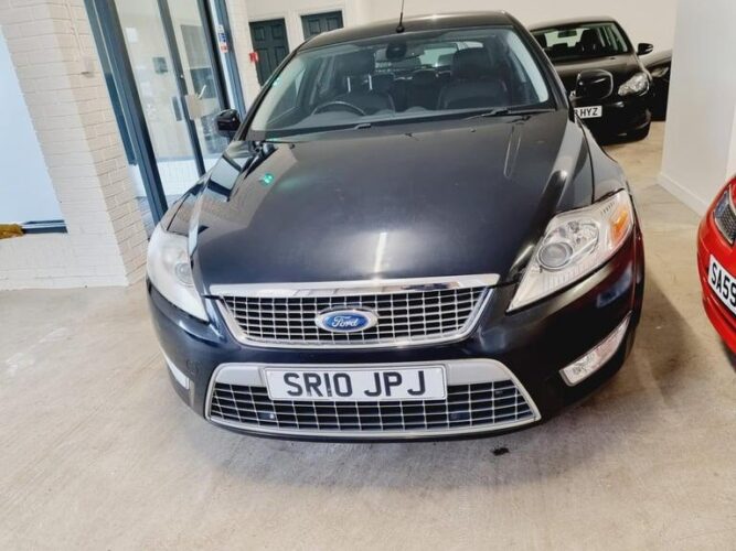 Automatic  Ford Mondeo 2.0 tdci 163 Titanium X P/Shift 5 doors, long Mot, full