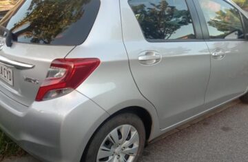 Cheap-2014-Toyota-Yarris-Low-KM_2