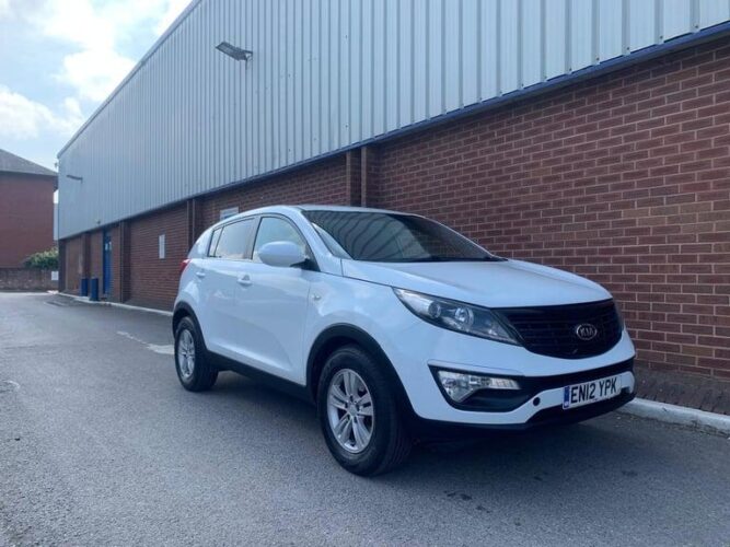 2012 (12) KIA SPORTAGE 1.6 GDi 1 5dr