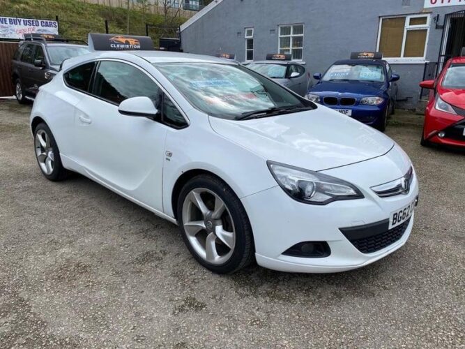 2015 Vauxhall Corsa 1.4 ecoFLEX SRi 3dr HATCHBACK Petrol Manual