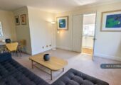 2 bedroom flat in Parkwood Road, London, SW19 (2 bed) (#2059694)