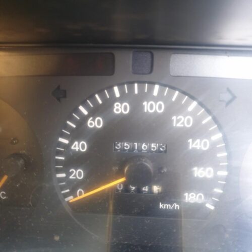 For Sale Toyota hiace 2001 RZH113R