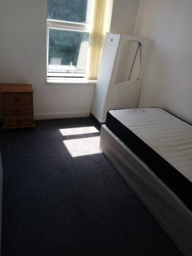 ROOM TO RENTDOUBLE ROOM in WELLINGTON ROAD B20ALL DSS ACCEPTEDSEE DESCRIPTION