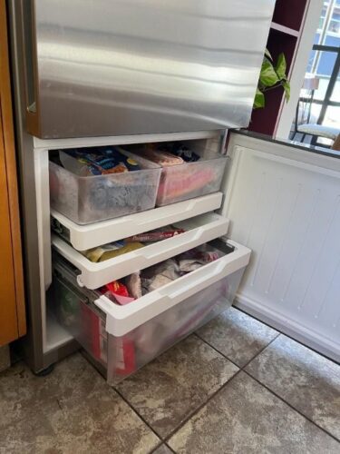 Fridge fisher and paykel almost brand new