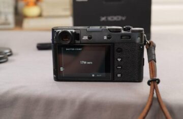 Fujifilm-X100V-Black-Noir_2