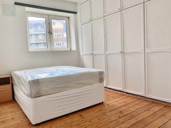 Bright Room Mile End  Now