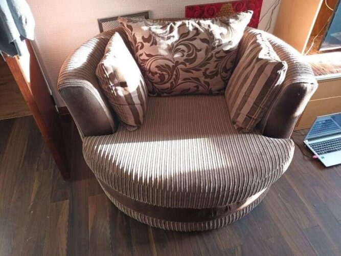 3 seater leather sofa