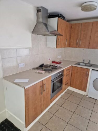 Zero deposit option Modern studio apartment