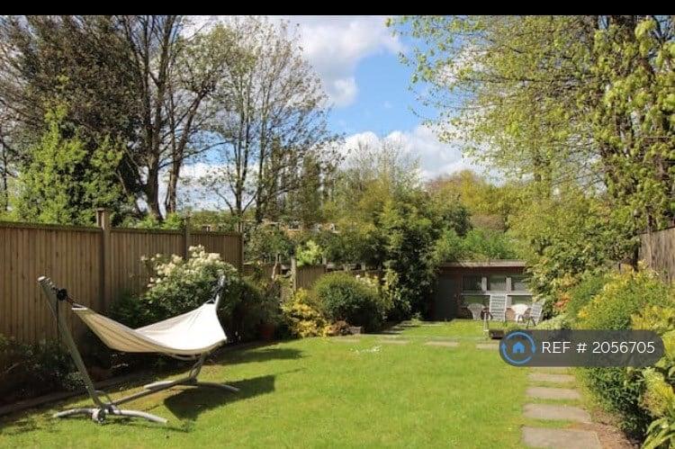 4 bedroom flat in Avenue Road, London, N6 (4 bed) (#2056705)