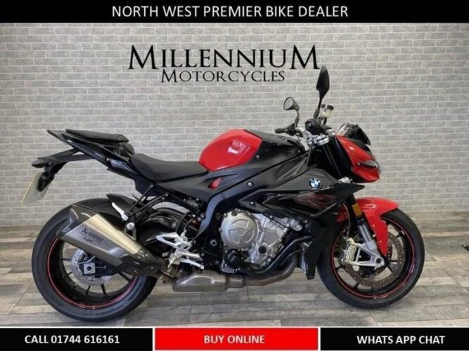 2018 BMW S100R SPORT IN RED/BLACK WITH 6890 MILES FROM NEW.