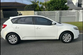 Kia-cerato-2011-for-sale_2