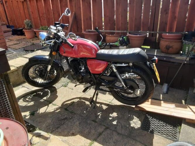 Herald Motor Company Cafe, sm125-25b. 2019. 124 (cc)