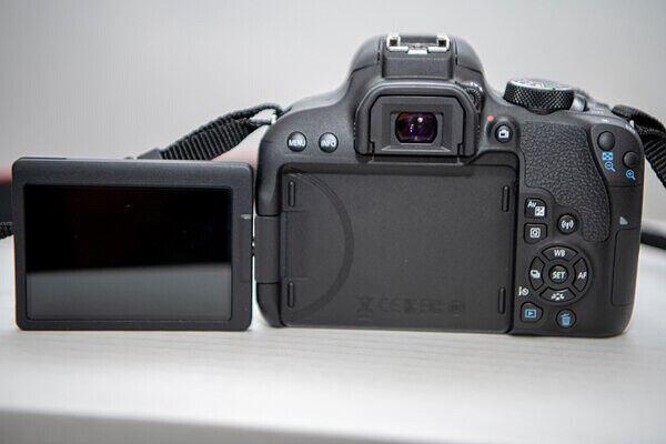 New Canon T7i EOS Rebel DSLR Camera EF-S 18-55mm IS STM Lens