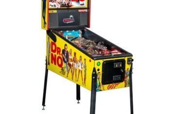OO7-Dr-NO-STERN-NEW-RELEASE-PINBALL-MACHINE-MADE-IN-CHICAGO_2