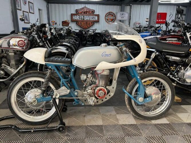 Royal Alloy GP 125cc Modern Classic Retro Automatic Moped Scooter For Sale