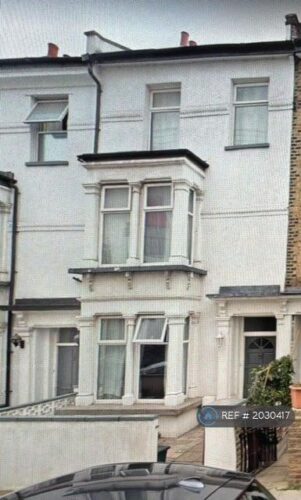 1 bedroom in Avenell Road, London, N5 (#2030417)