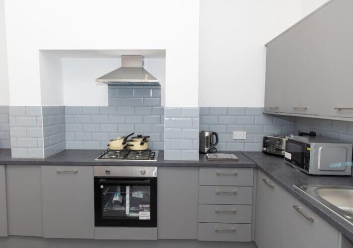 Newly Refurbished 6 Bed HMO in Barrow Perfect location for BAE Return PA In Excess of 40.51%