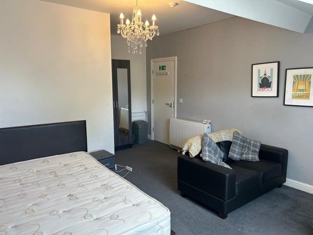 Bentley Road L8 – a large en-suite double bedroom to let in a great location