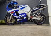 SOLD 2001 Suzuki gsx-r600 motorbike super sport