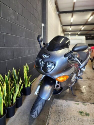 SOLD 2002 Suzuki GSX-750F 6 Speed FI autopawn bowen hills
