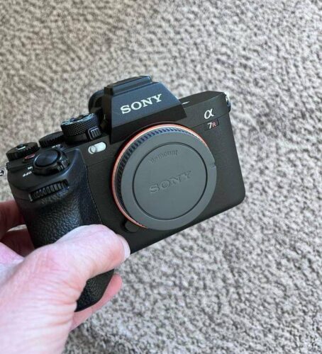 Sony FE 200-600mm f5.6-6.3 G OSS