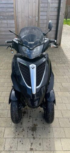 Piaggio Vespa GTS mot warranty extras delivery