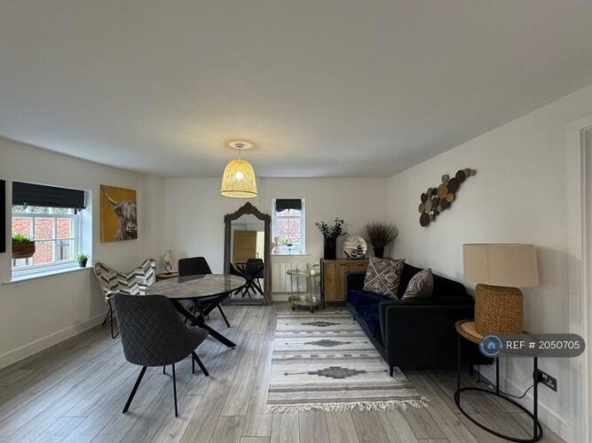ONE BED  APARTMENT