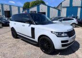 Land Rover Range Rover 3.0 TD V6 Vogue SE Auto 4WD Euro 6 5dr Automatic White