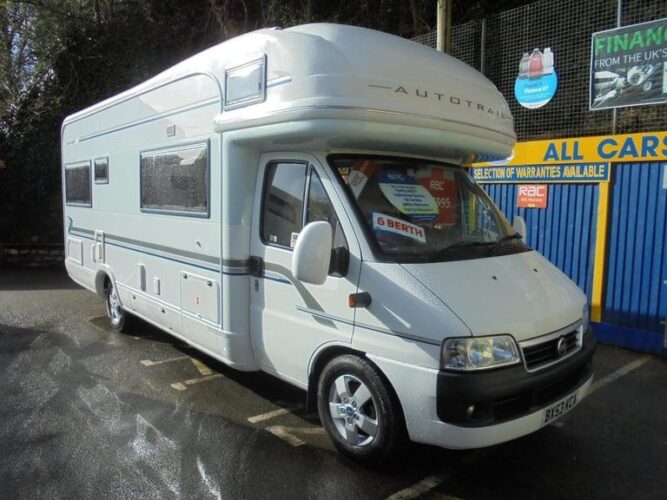 2004 AUTO-TRAIL SCOUT SE 6 BERTH IN WHITE # 45000 MLS LOVELY FAMILY MOTORHOME #