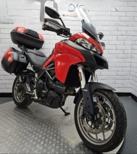 DUCATI DESERT X IN WHITE