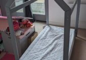 Toddler house bed