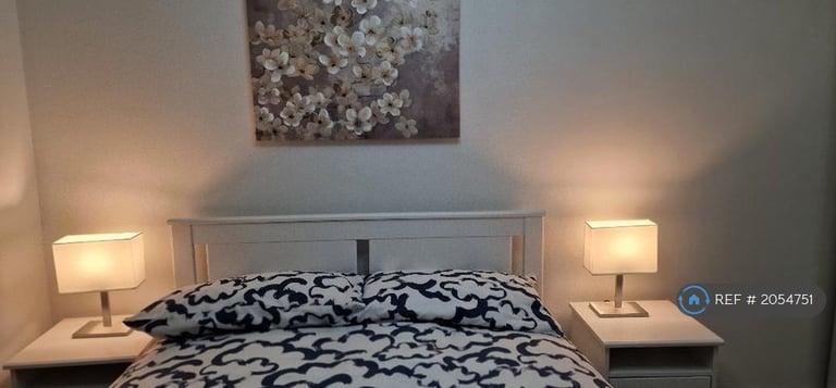 1 bedroom flat in Bath Road, Buxton, SK17 (1 bed) (#2061439)