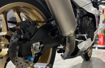 Yamaha-R1-60th-Anniversary-GP_2