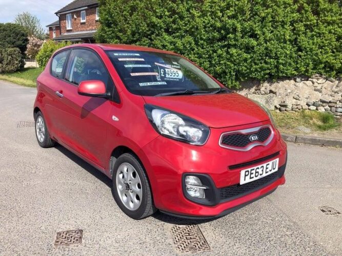 2012 (12) KIA SPORTAGE 1.6 GDi 1 5dr