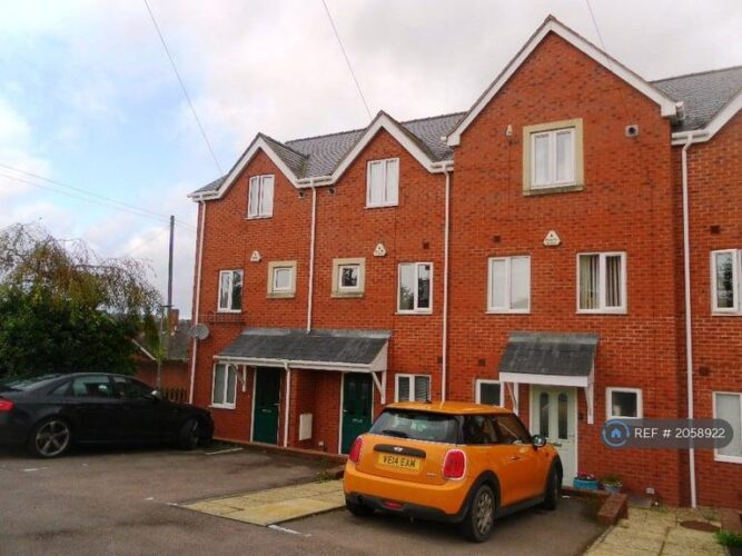 4 bedroom house in The Mews, Ledbury, HR8 (4 bed) (#2058922)