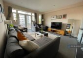 1 bedroom flat in Durham Road, Raynes Park, SW20 (1 bed) (#2059343)