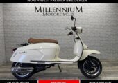 ROYAL ALLOY GP 125 LC E5 RETRO SCOOTER CHOICE OF COLOURS.