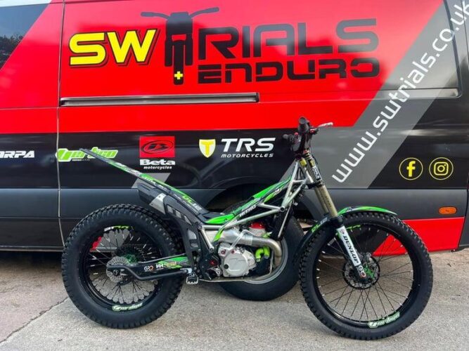 2023 Vertigo DL12 Dougie Lampkin Replica 300cc Trials Bike – Top Spec TECH