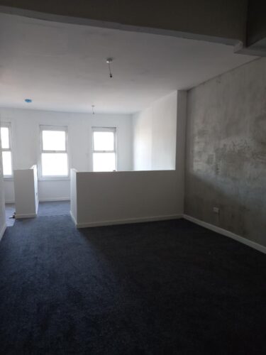 Excellent Condition spacious 3 bedrooms house with 2 Receptions near Dagenham East Station