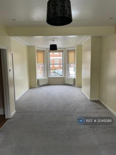 3 bedroom house in Rampart Road, Southampton, SO18 (3 bed) (#2049388)