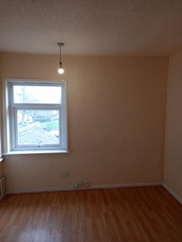 2 bedroom flat in Boardwalk Place, London, E14 (2 bed) (#2056331)