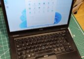 Dell Latitude 3390 2 in 1 laptop tablet Intel 8250U Quad core i5 8th gen FHD IPS touchscreen
